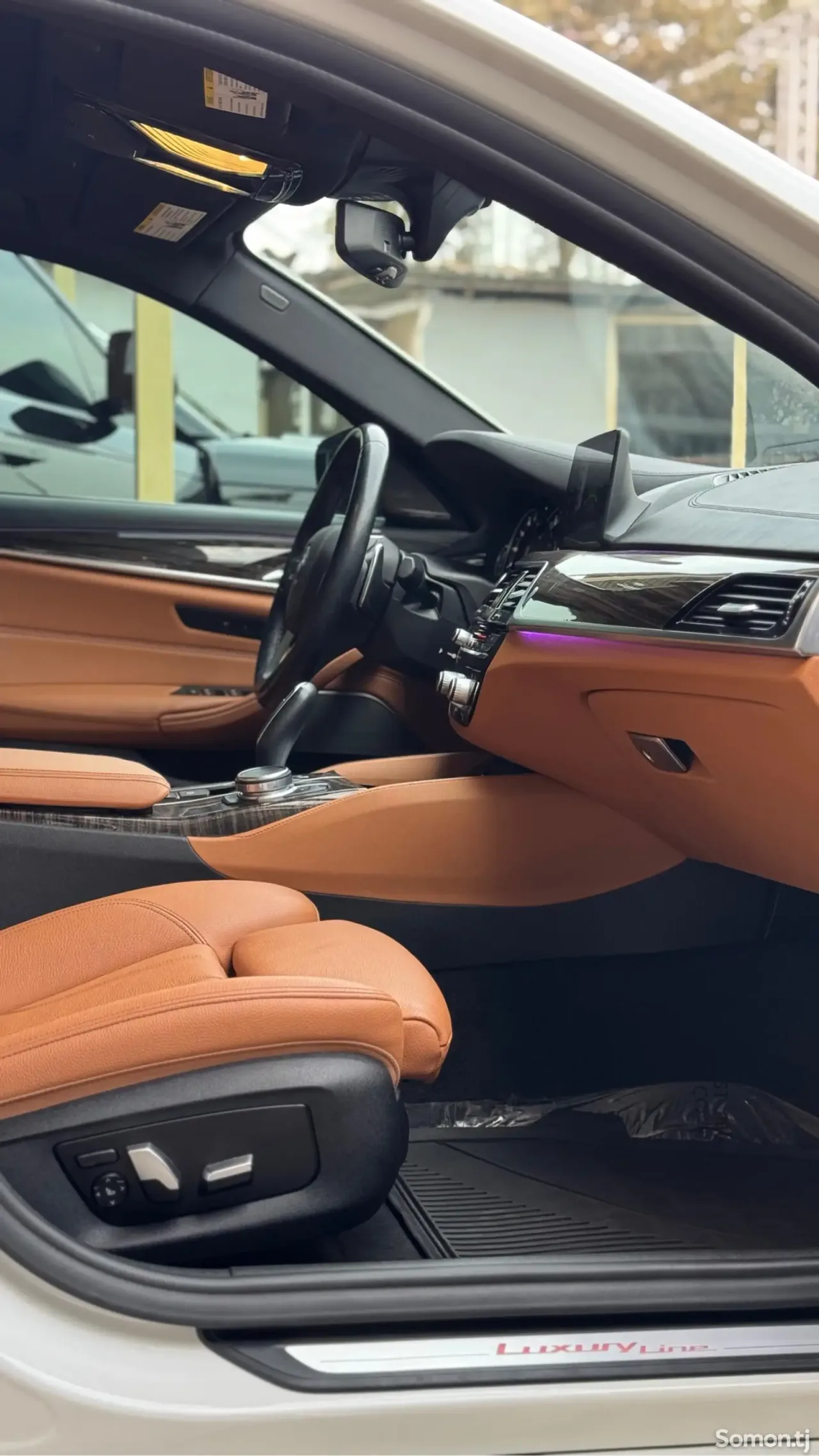 BMW 5 series 2018 · 3.0 AT