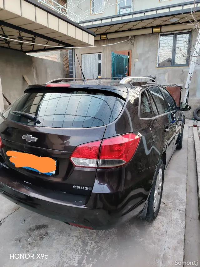 Chevrolet Cruze 2013 · 1.8 AT