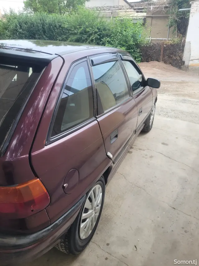 Opel Astra F 1992 · MT