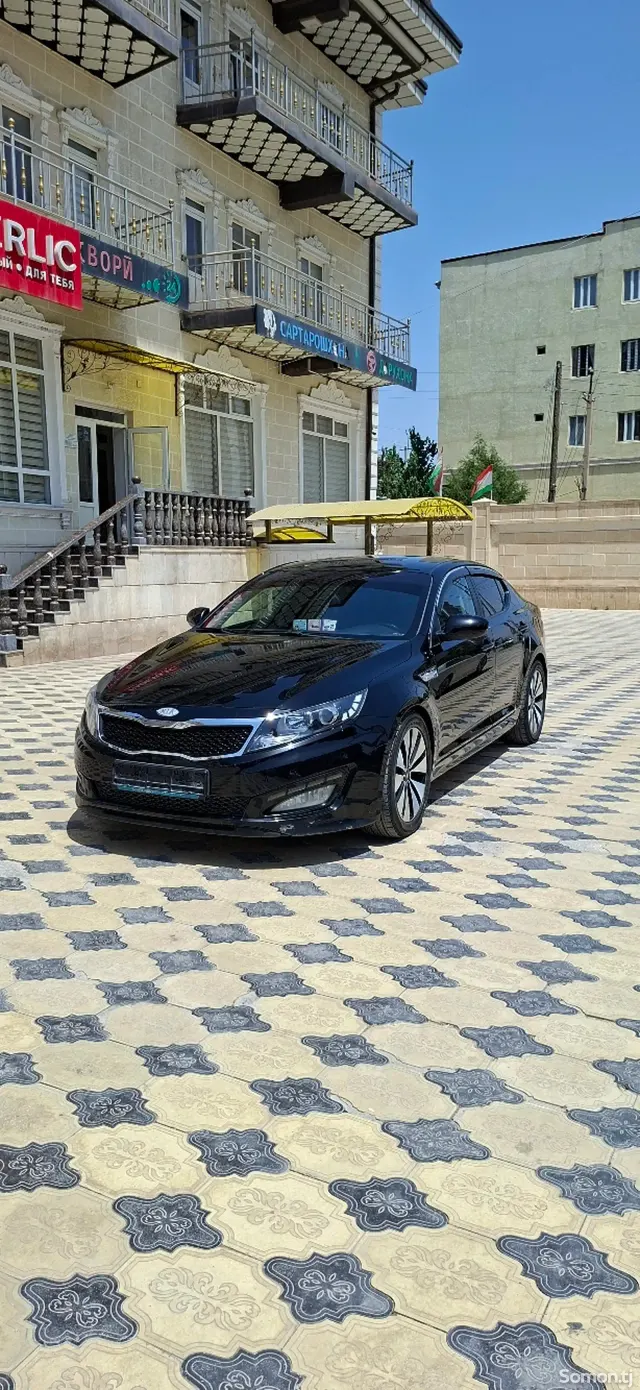 Kia K5 2011 · 2.0 AT