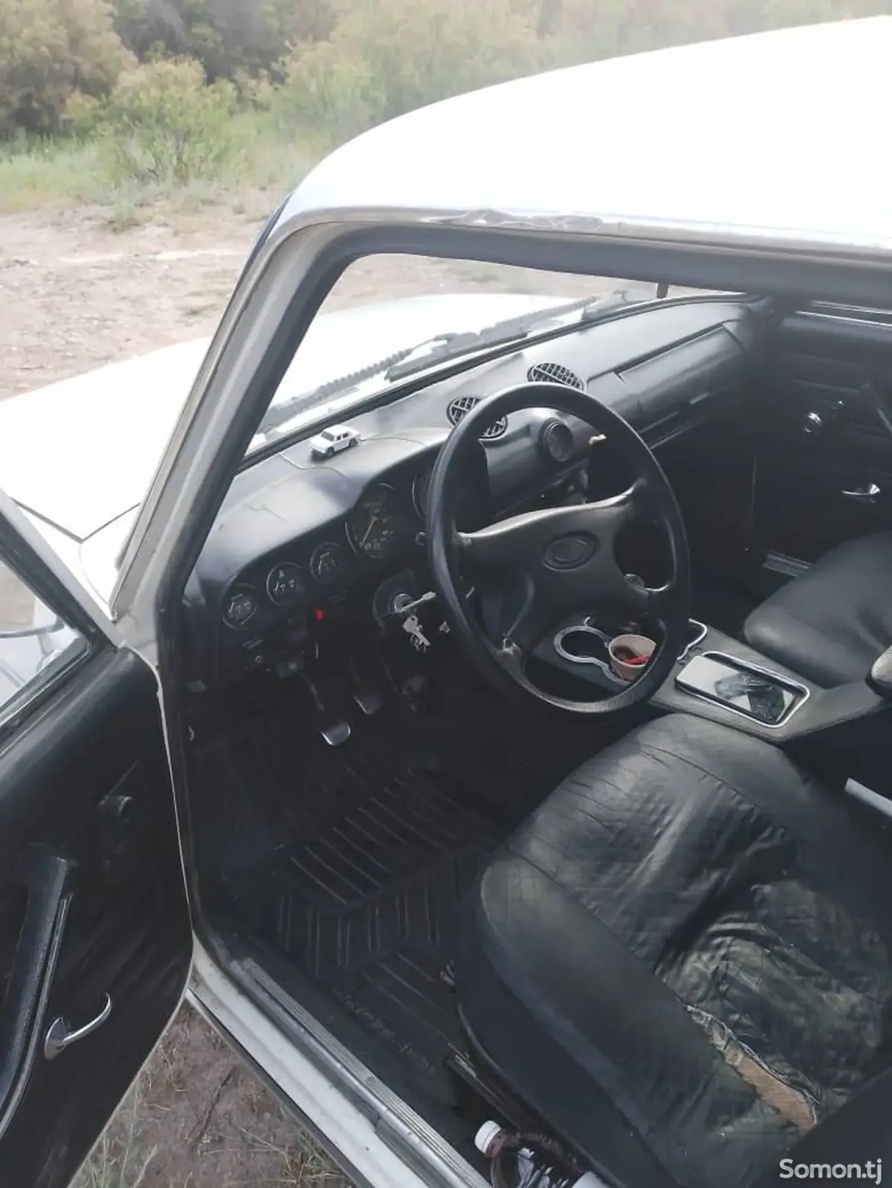 Lada (ВАЗ) 2103 1983 · 1.3 MT