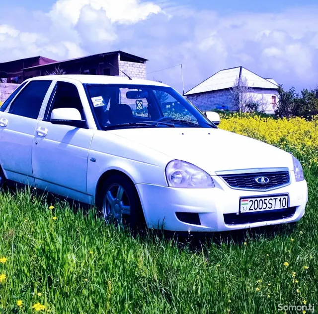 Lada (ВАЗ) Priora 2012 · 1.7 MT
