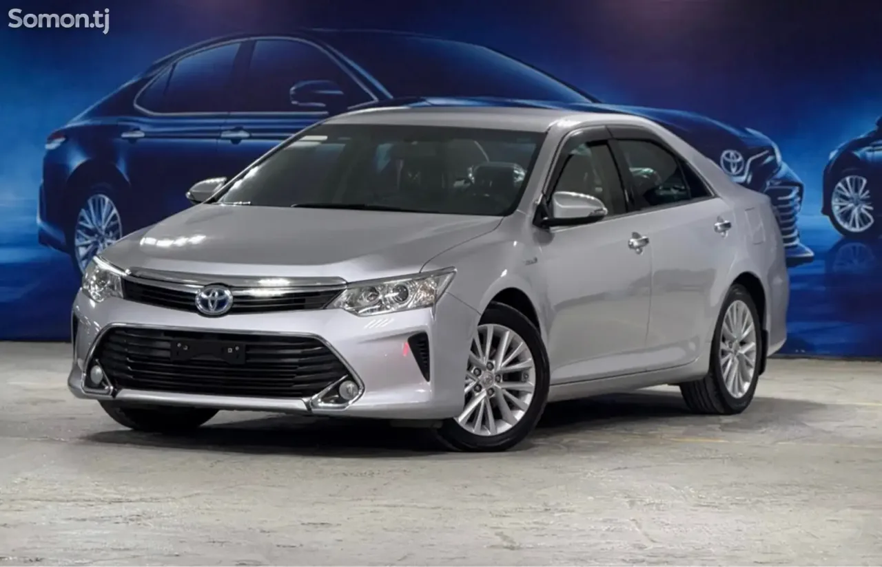 Toyota Camry 2015 · 2.5 AT