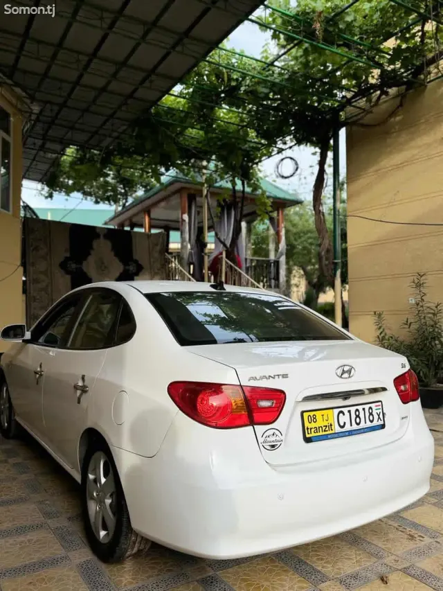 Hyundai Avante 2007 · 1.6 AT