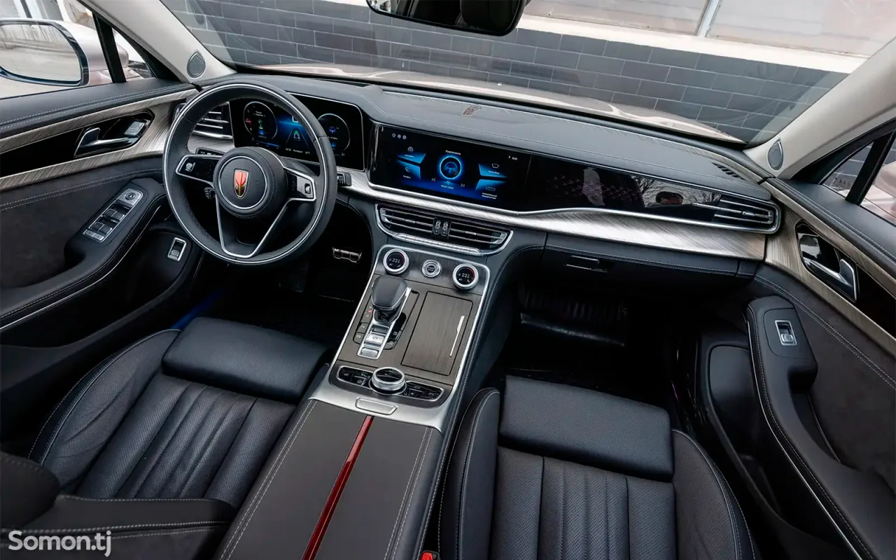 Hongqi H9 2025 · 2.0 AT