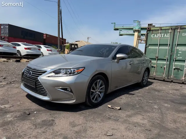 Lexus ES series 2017 · 3.0 AT