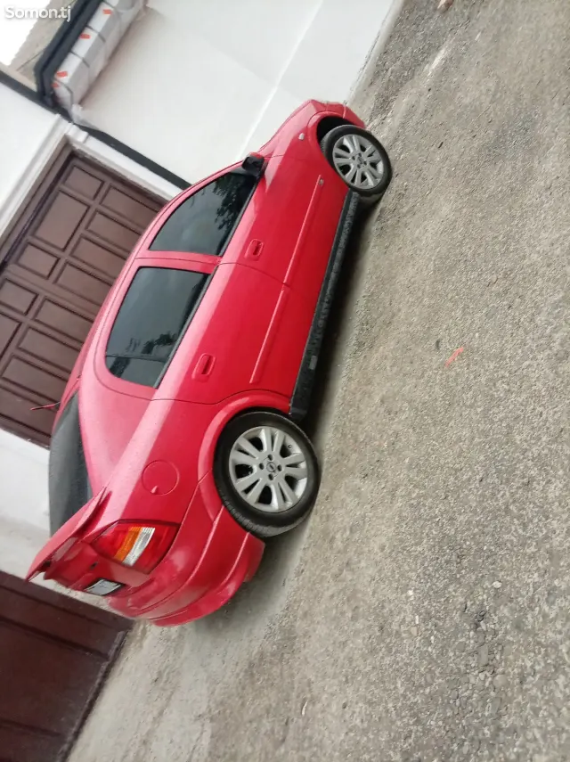 Opel Astra G 1998 · 1.4 MT