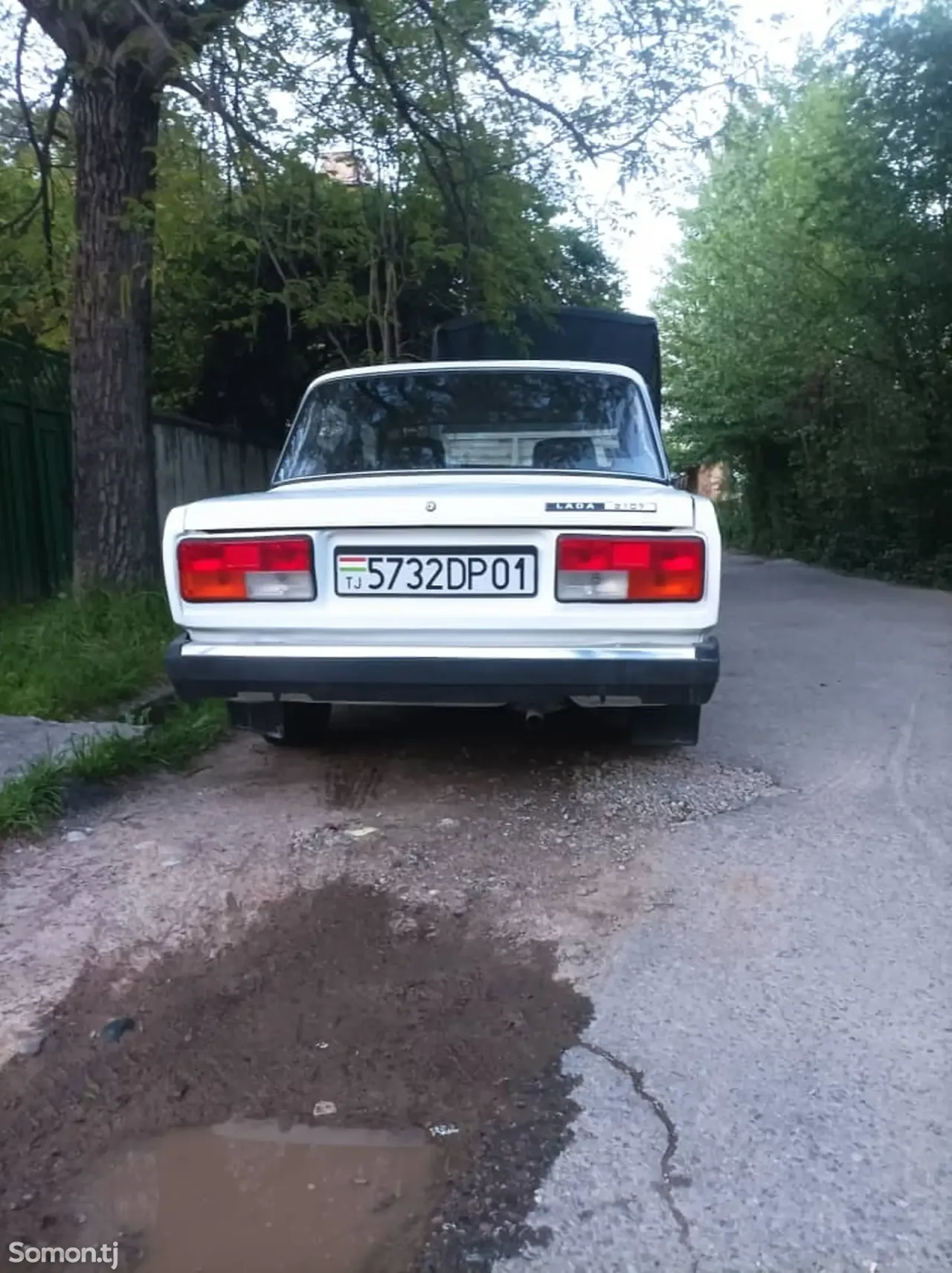 Lada (ВАЗ) 2107 2005 · 1.6 MT