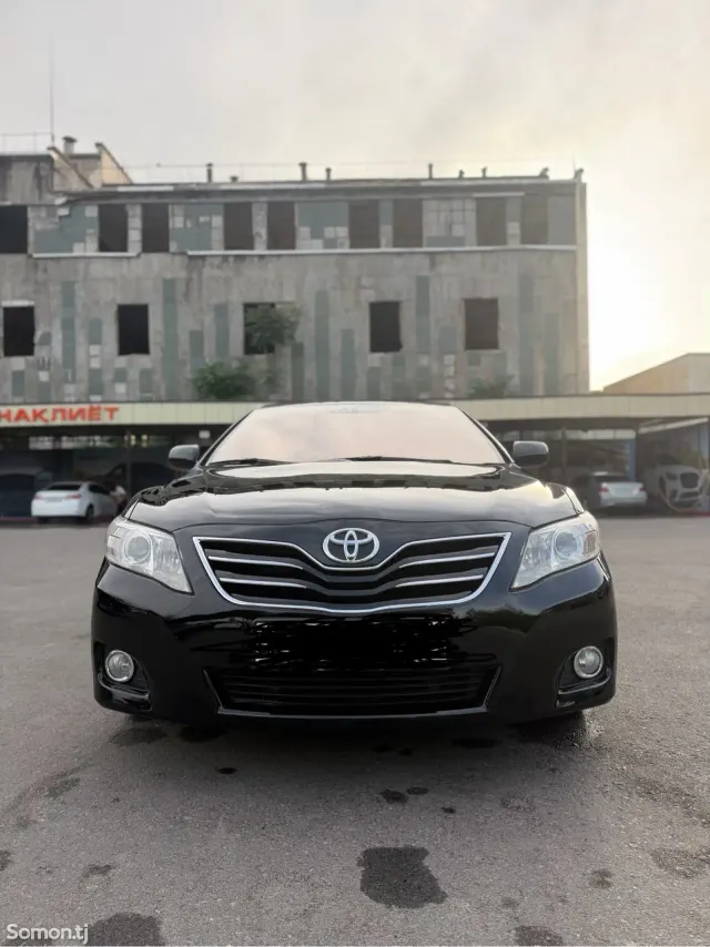 Toyota Camry 2011 · 2.5 AT