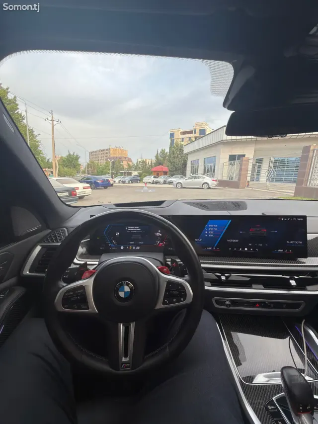 BMW X5 M 2024 · 4.4 AT