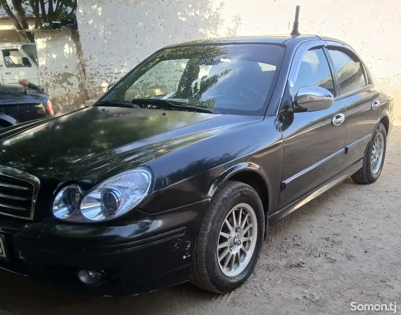 Hyundai Avante 2003 · 1.8 MT