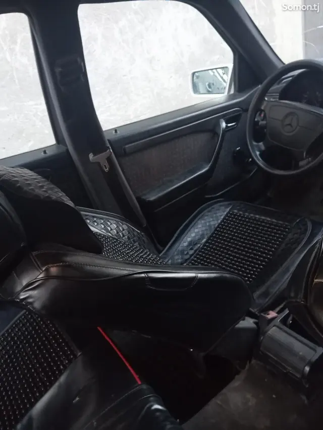 Mercedes-Benz C class 1993 · 1.8 MT