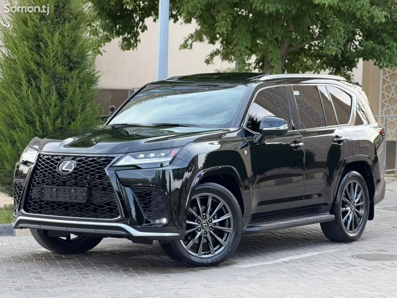 Lexus LX series 2025 · 3.5 AT