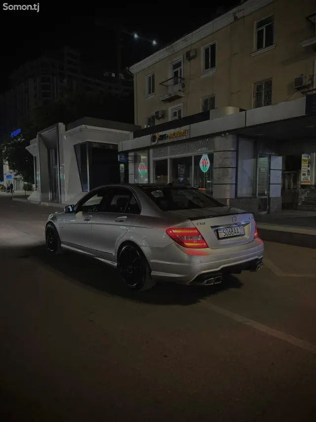 Mercedes-Benz C class 2008 · 3.5 AT