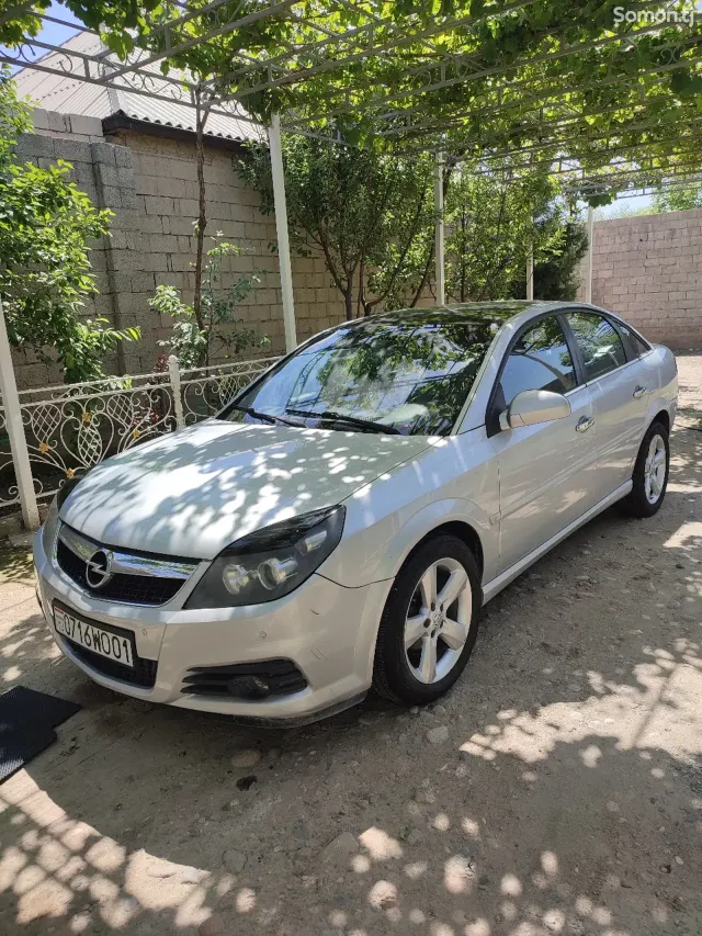 Opel Vectra C 2007 · 2.2 AT