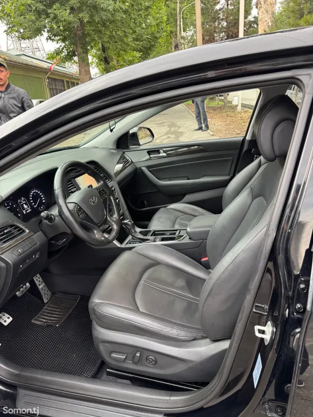 Hyundai Sonata 2014 · 2.0 AT