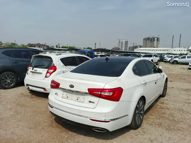 Kia K7 2014 · 2.4 AT