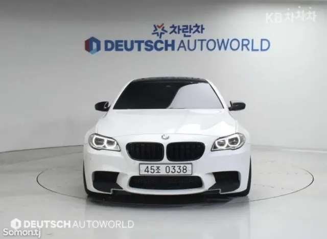 BMW M5 2016 · 4.4 AT