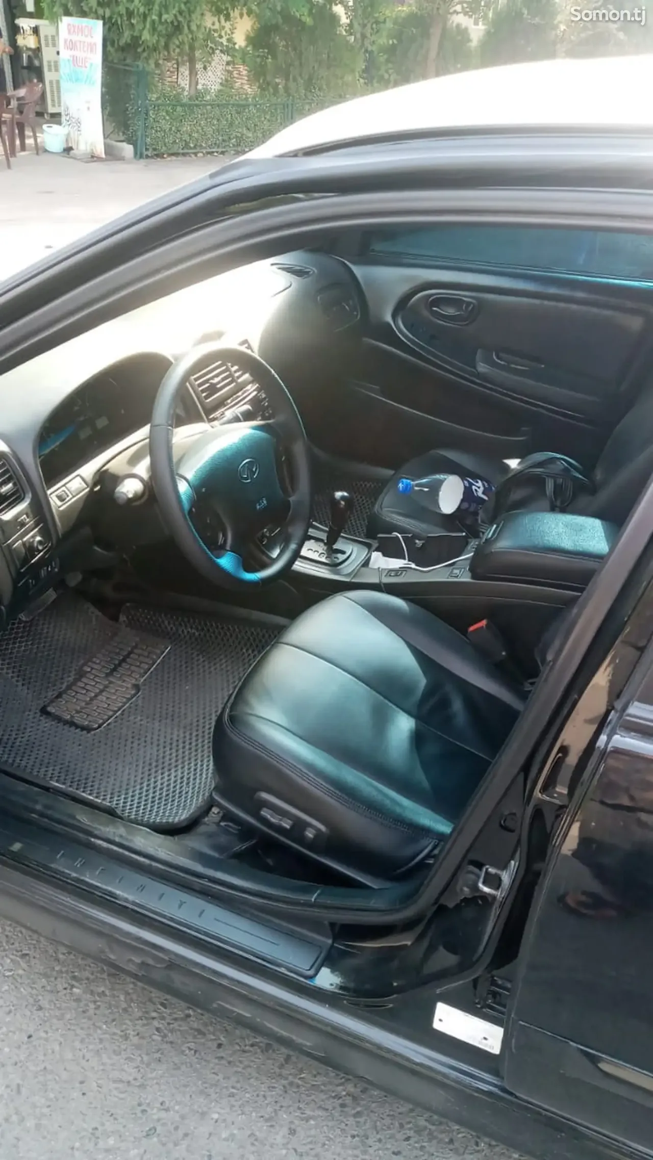 Nissan Maxima 2003 · 3.5 AT