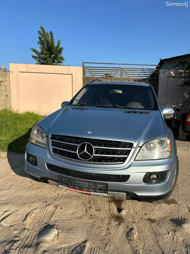 Mercedes-Benz ML class 2006 · 3.5 AT