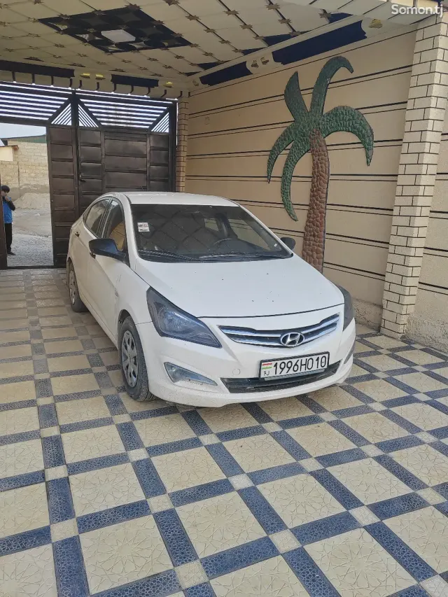 Hyundai Solaris 2016 · 1.4 AT
