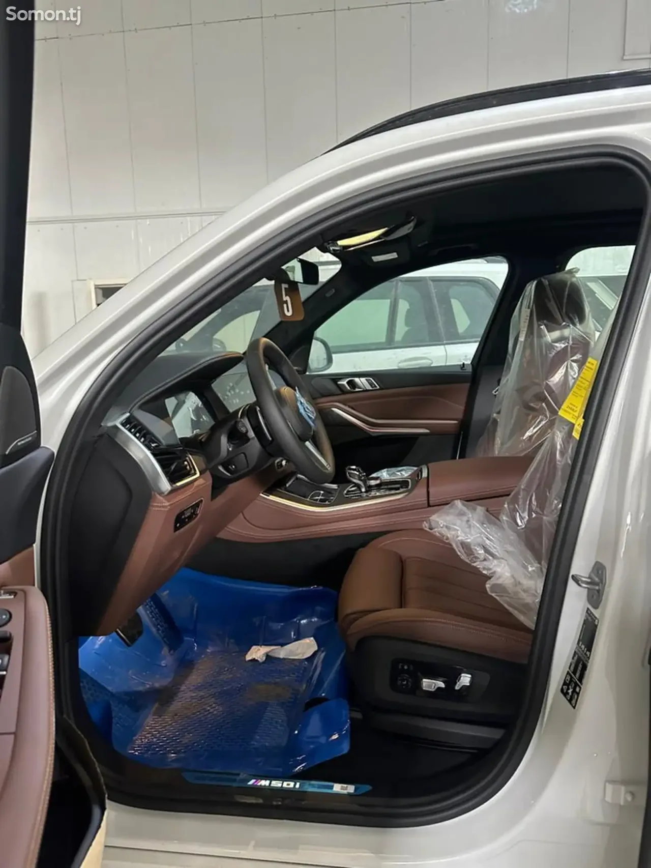 BMW X5 2023 · 4.4 AT