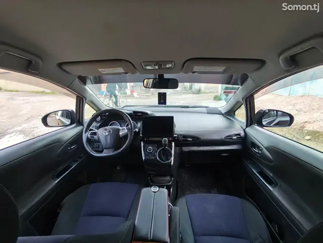 Toyota Wish 2014 · 1.8 AT