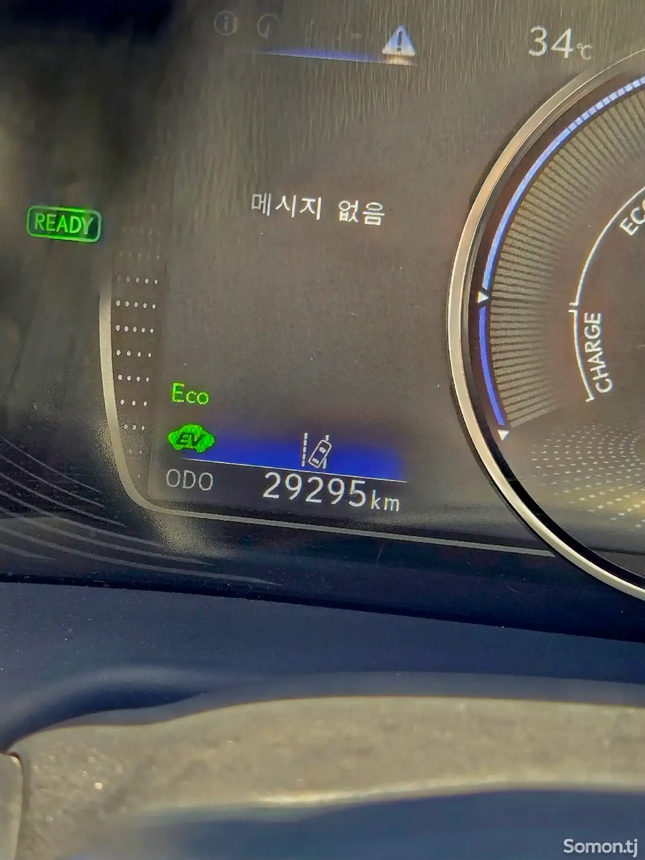 Lexus ES series 2024 · 2.5 AT