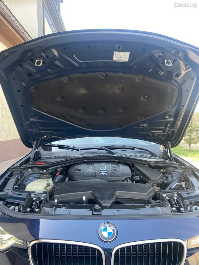 BMW 3 series 2014 · 2.0 AT