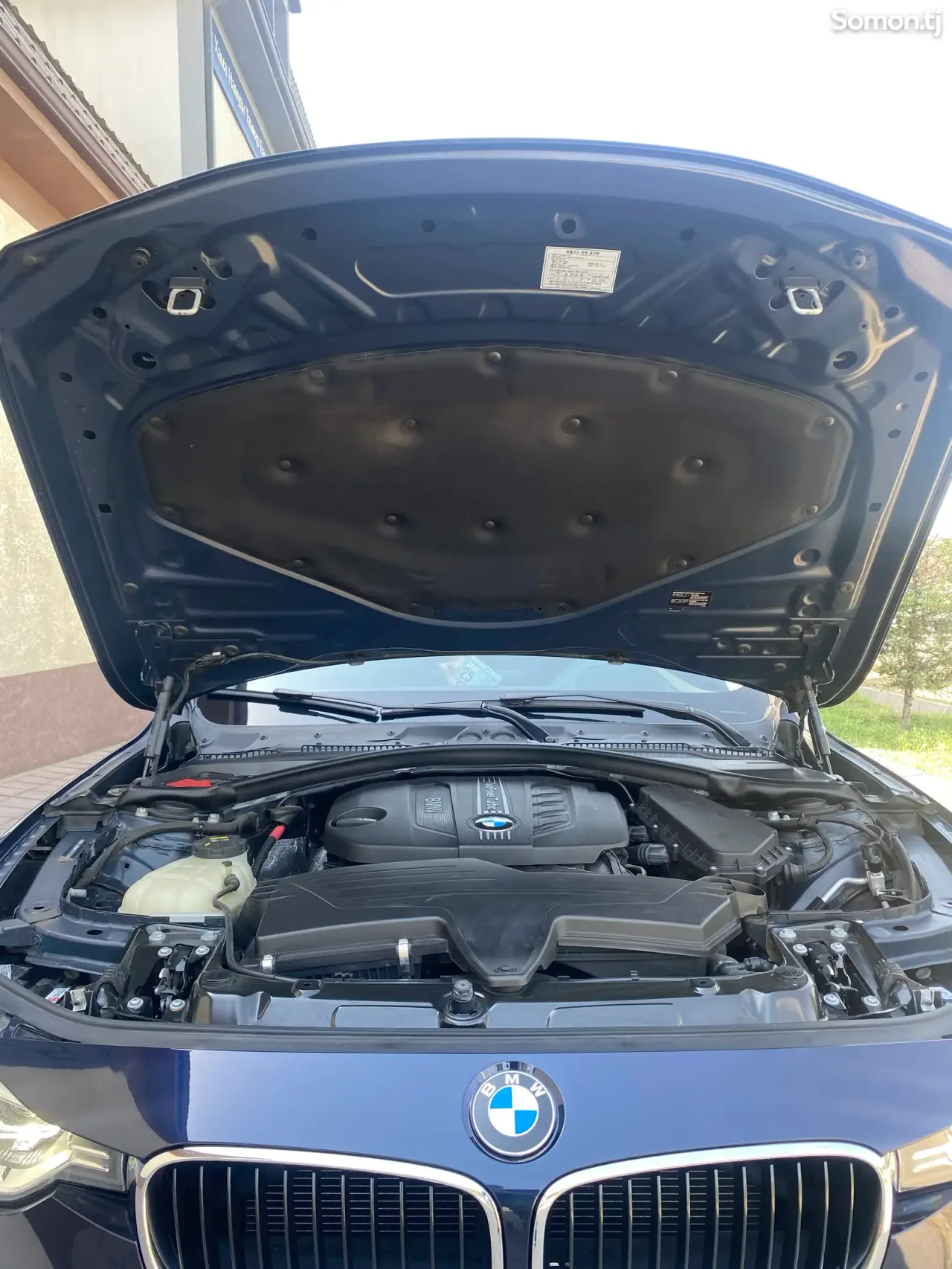 BMW 3 series 2014 · 2.0 AT