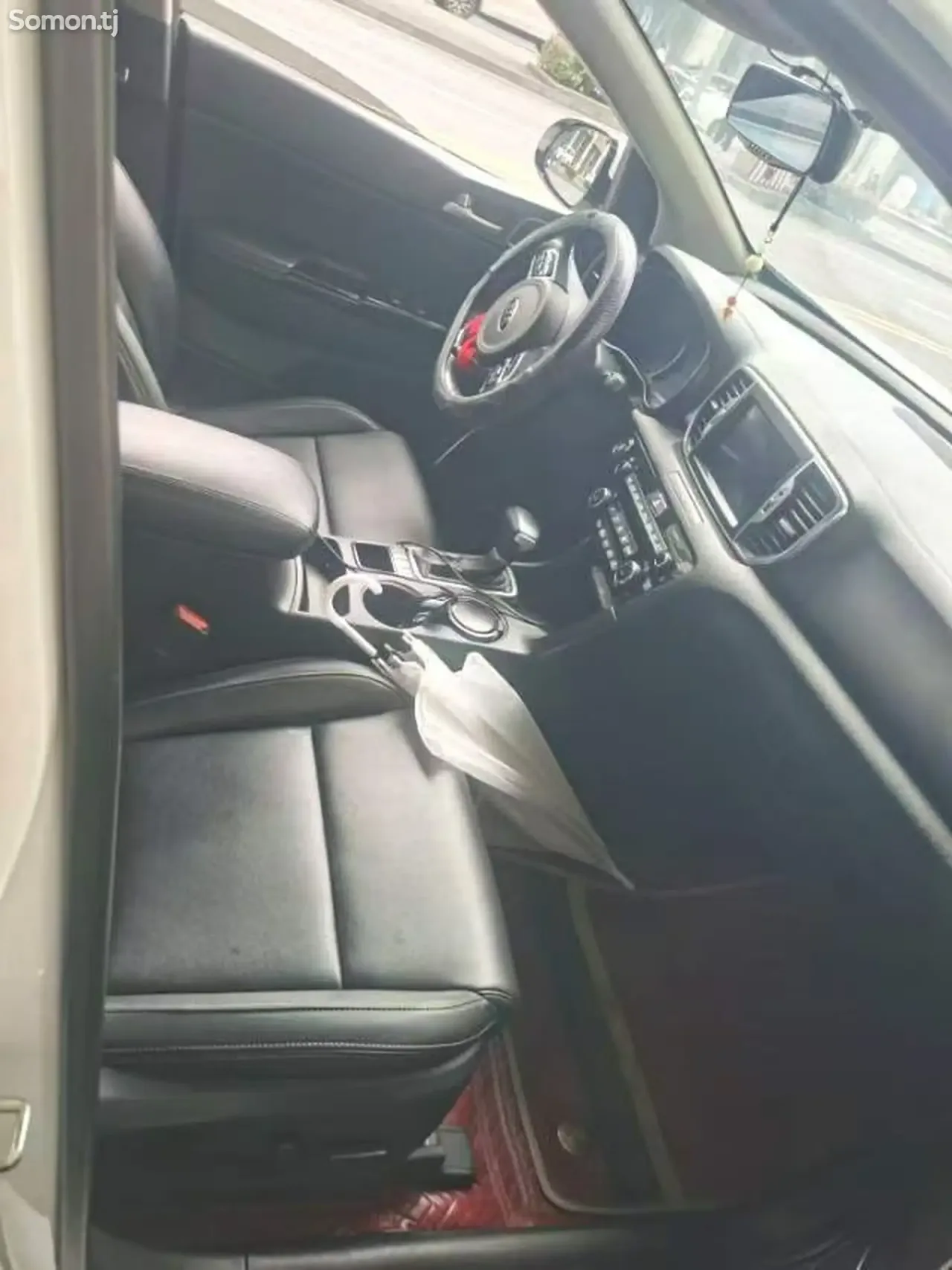 Kia K5 2016 · 2.0 AT