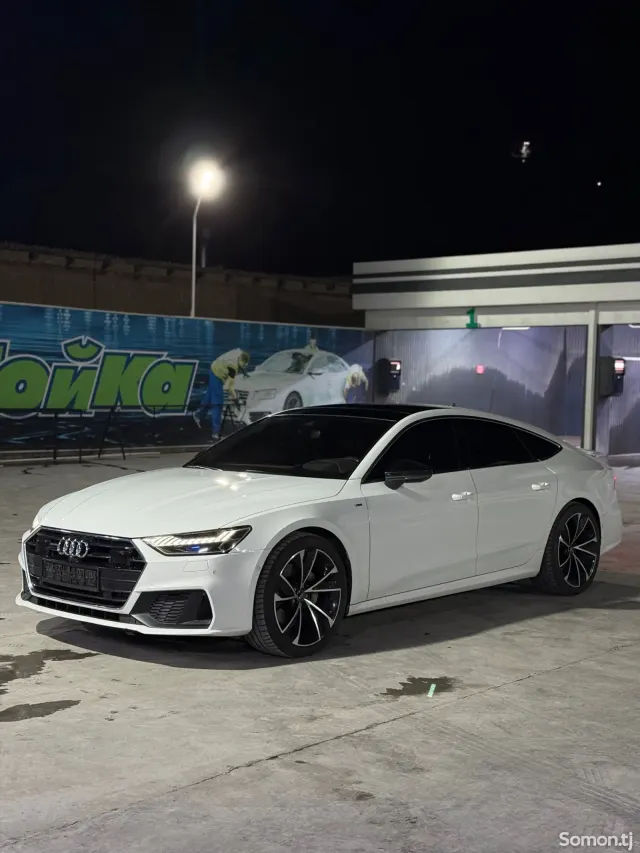 Audi A7 2021 · 3.0 AT