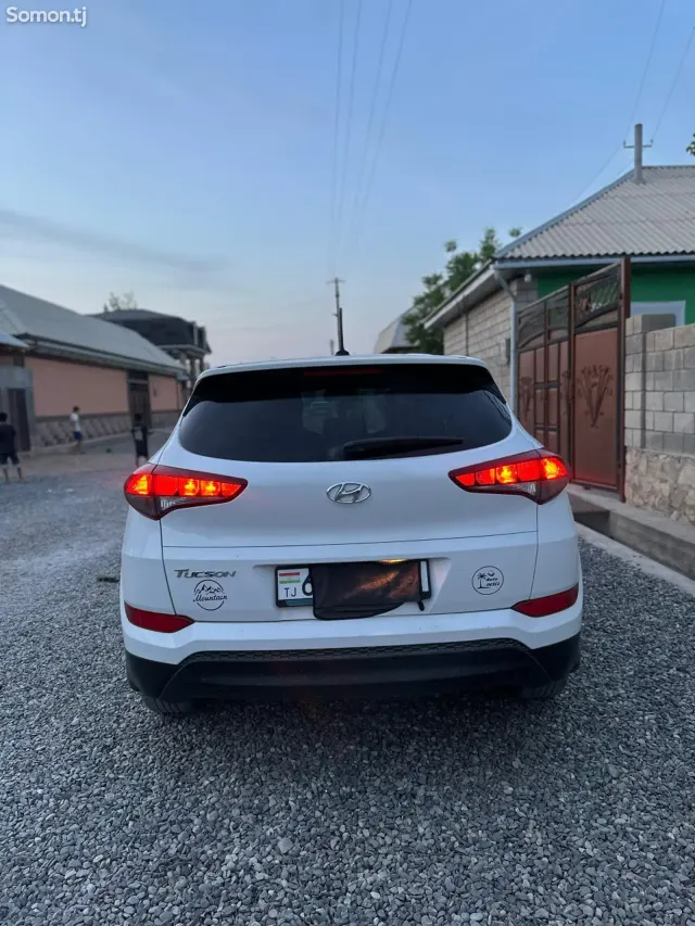 Hyundai Tucson 2017 · 2.0 AT