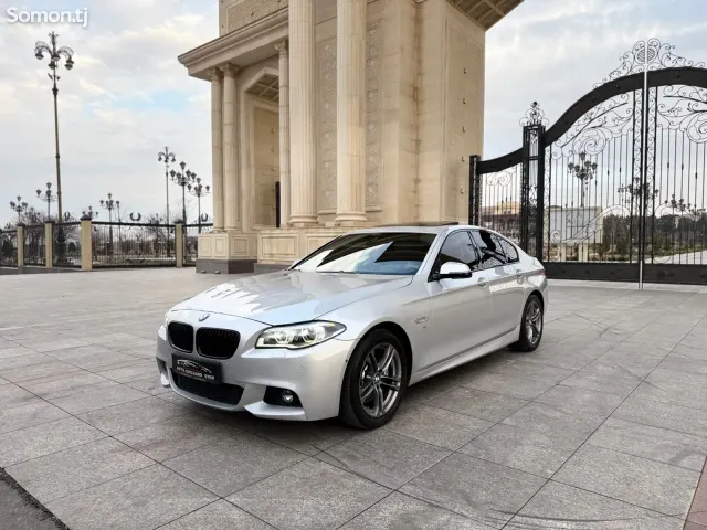 BMW 5 series 2015 · 3.0 AT