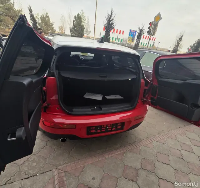 Mini Cooper 2023 · 1.6 AT