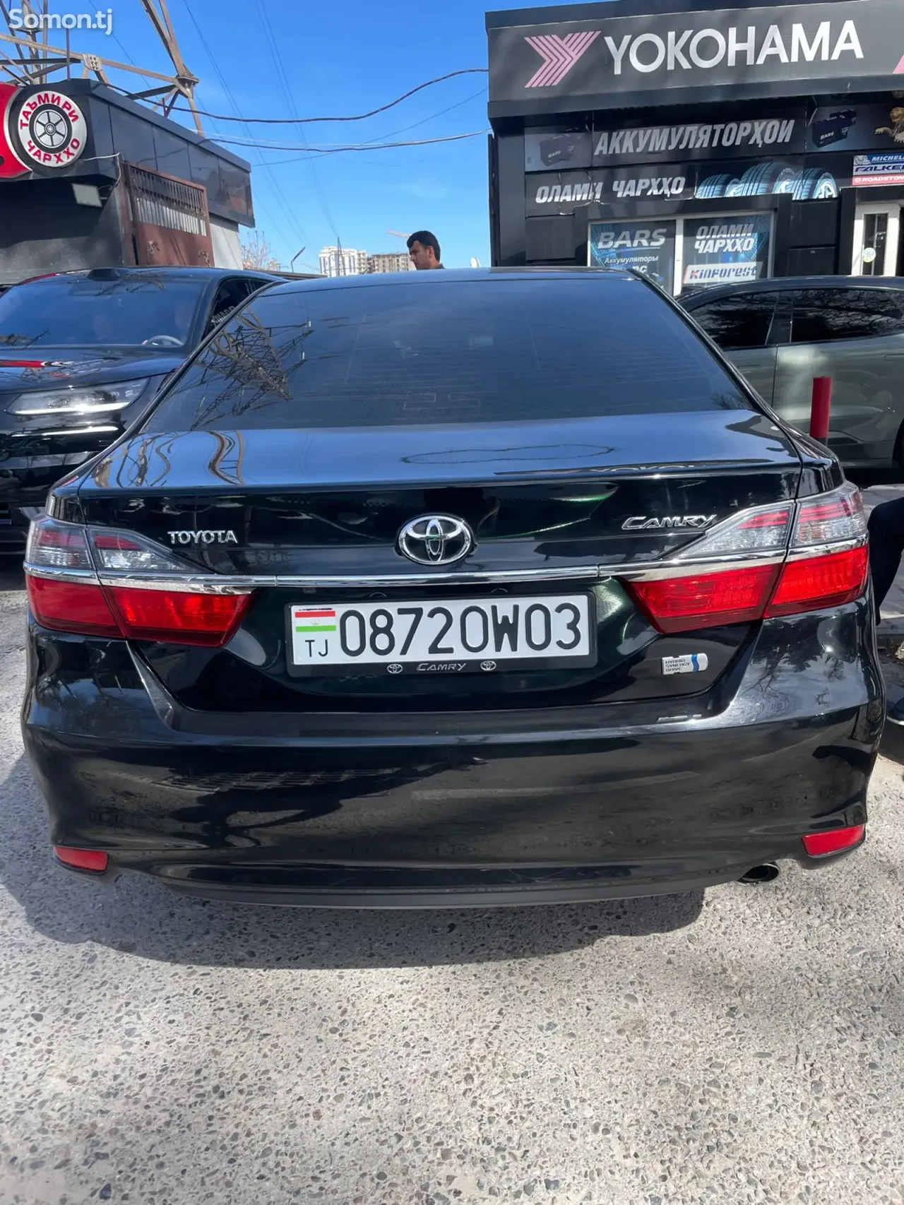 Toyota Camry 2015 · 2.5 AT