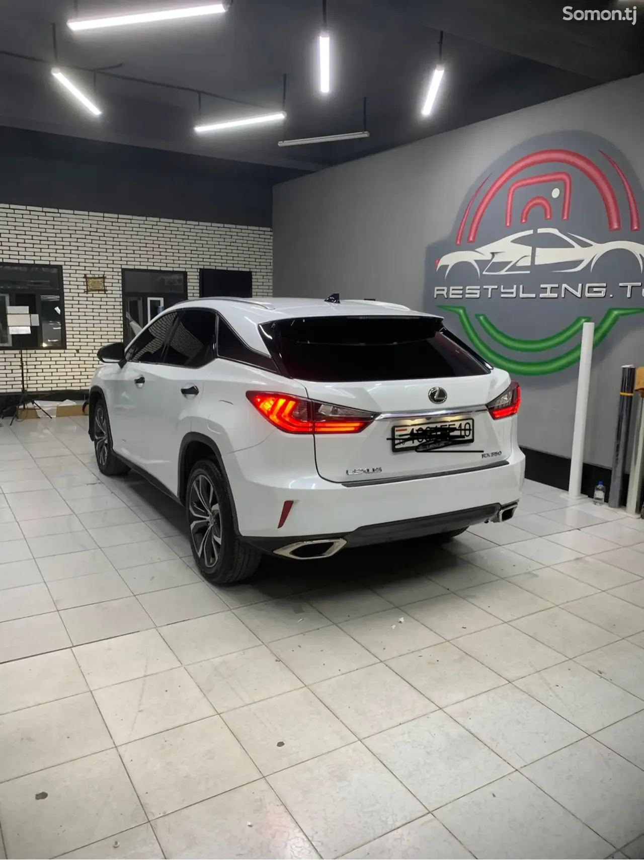 Lexus RX series 2017 · 3.5 AT