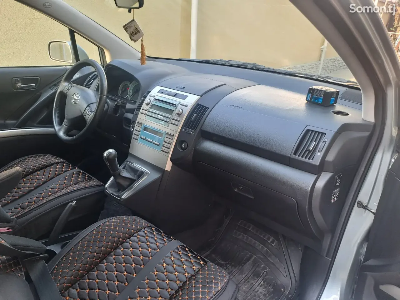Toyota Corolla Verso 2008 · 1.8 MT