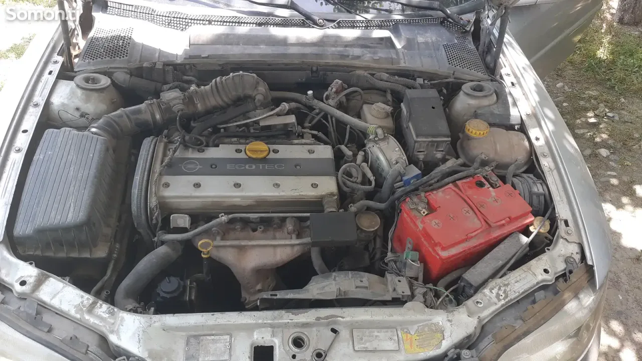 Opel Vectra B 1996 · 1.8 AT
