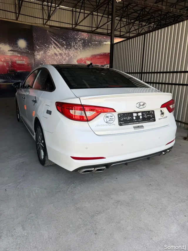 Hyundai Sonata 2015 · 2.0 AT