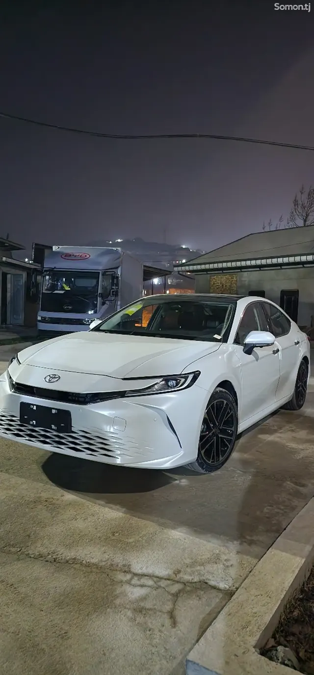 Toyota Camry 2026 · 2.5 AT