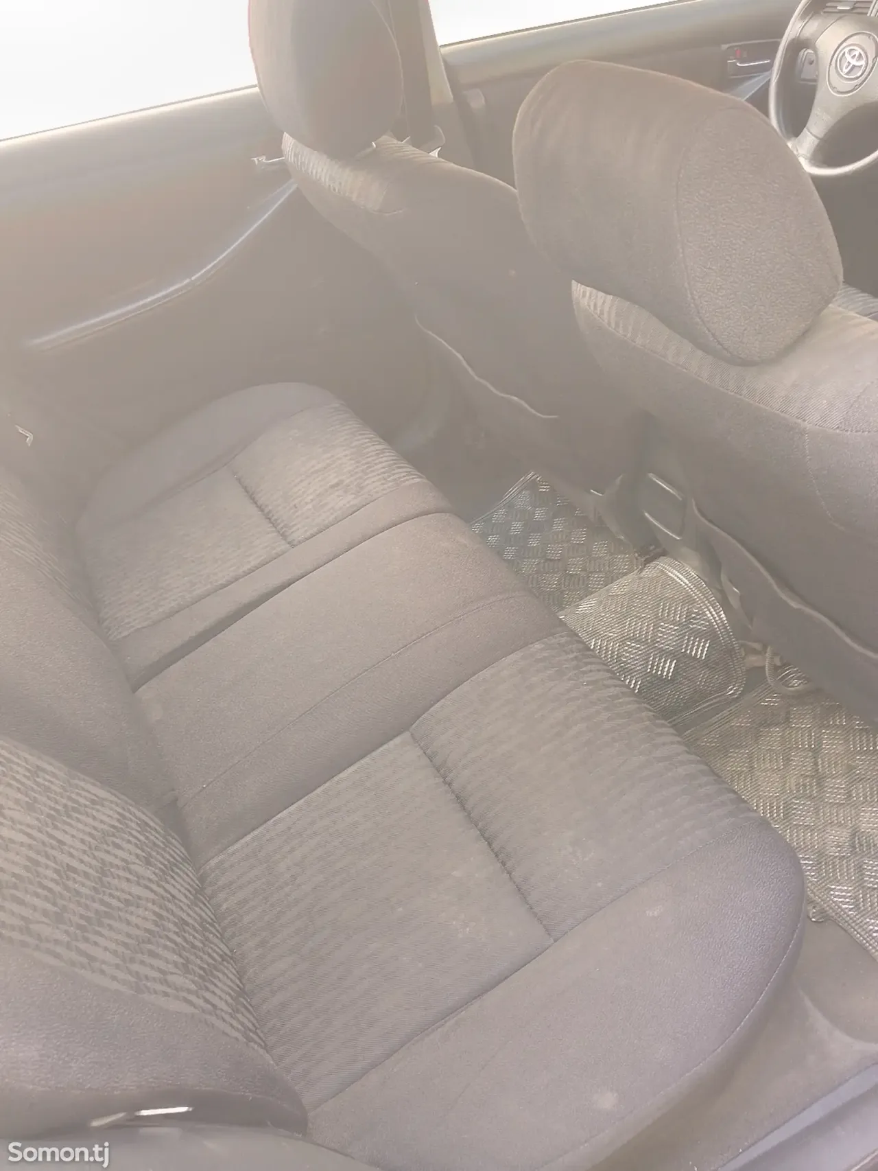 Toyota Corolla 2006 · 1.6 MT
