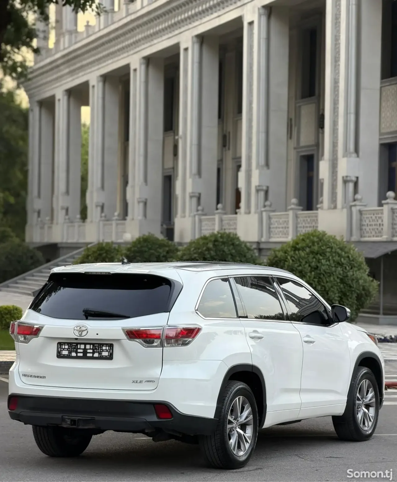Toyota Highlander 2015 · 3.5 AT
