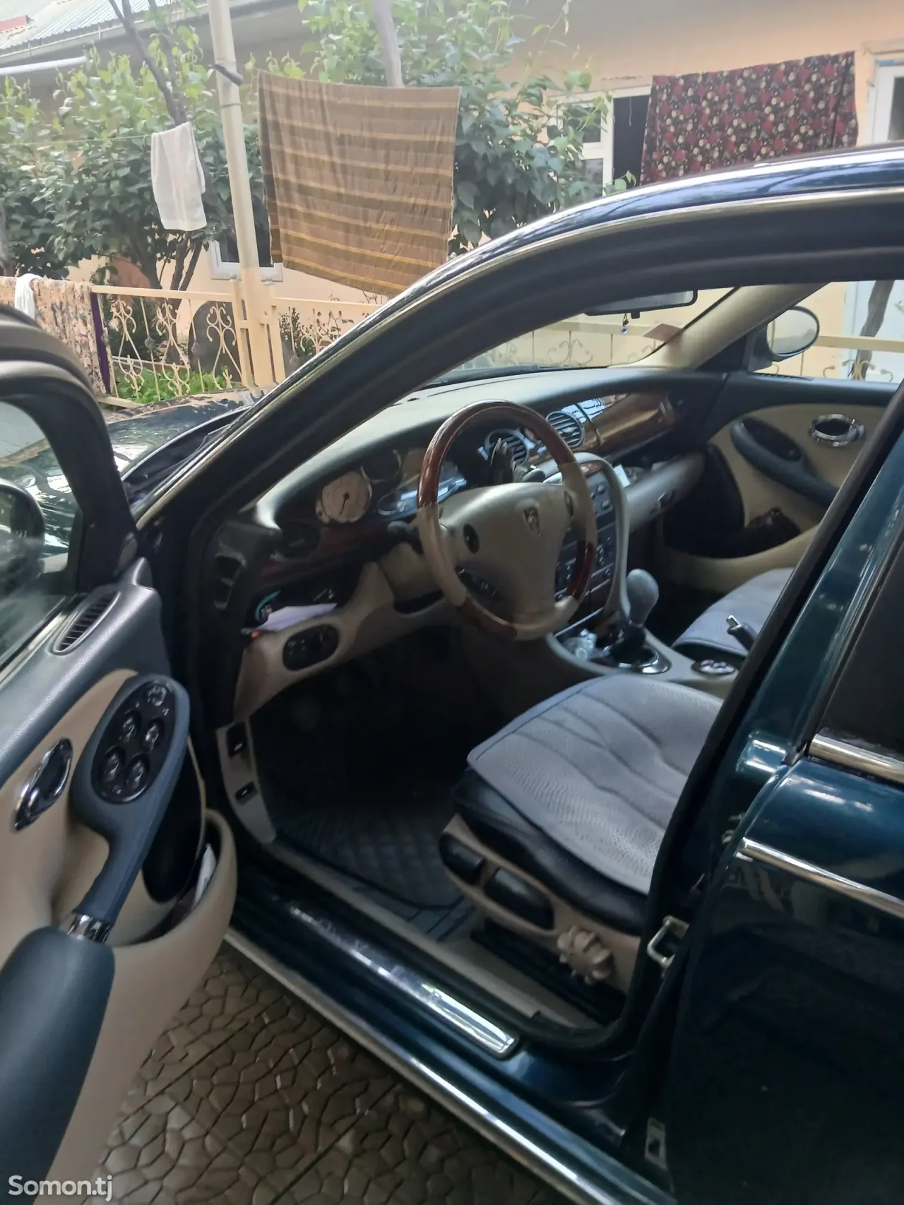 Rover 200 2000 · 1.8 MT