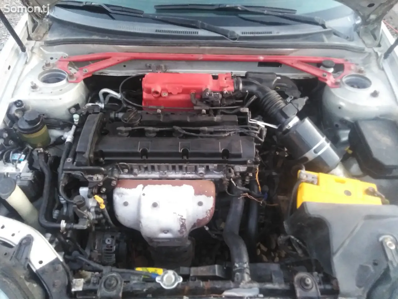 Hyundai Avante 2004 · 2.0 MT