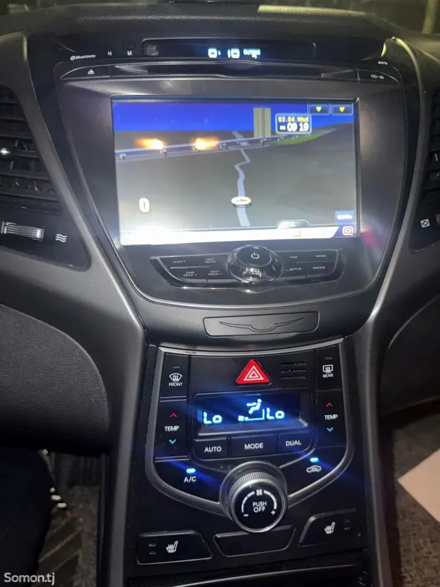 Hyundai Avante 2014 · 1.6 AT