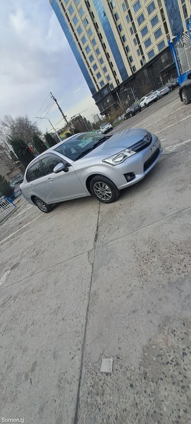 Toyota Corolla 2014 · 1.5 AT