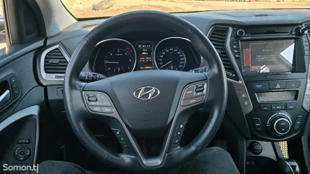 Hyundai Santa Fe 2015 · 2.0 AT