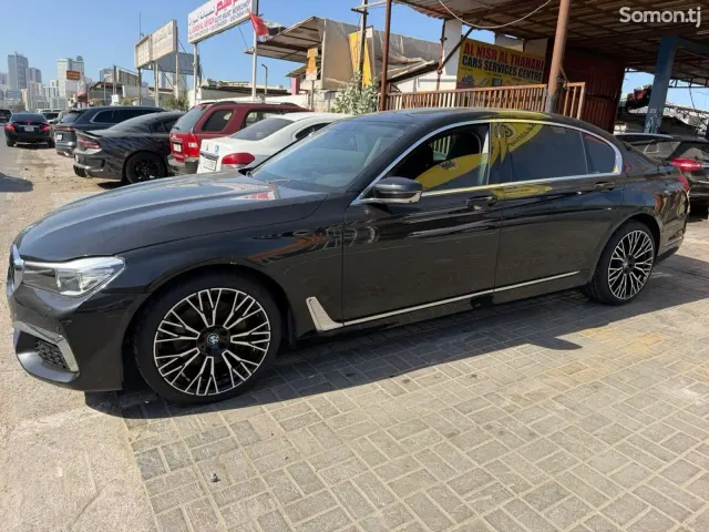 BMW 7 series 2018 · 4.0 AT
