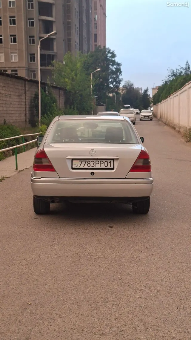 Mercedes-Benz C class 1994 · 1.8 MT